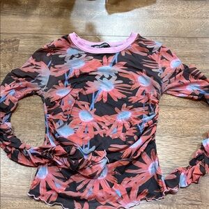 Urban Outfitters Sheer Top. Floral. Daisies. Large. Stretchy